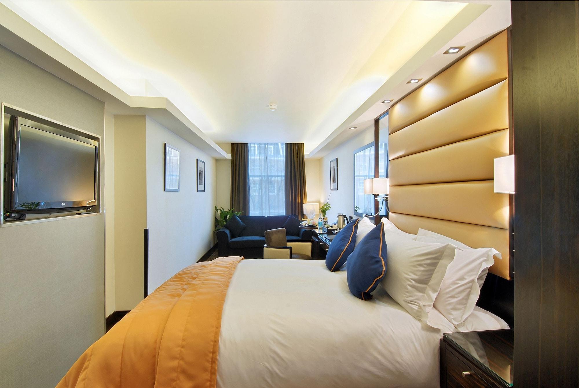 Park Grand Mayfair Londres Exterior foto A bedroom at the hotel